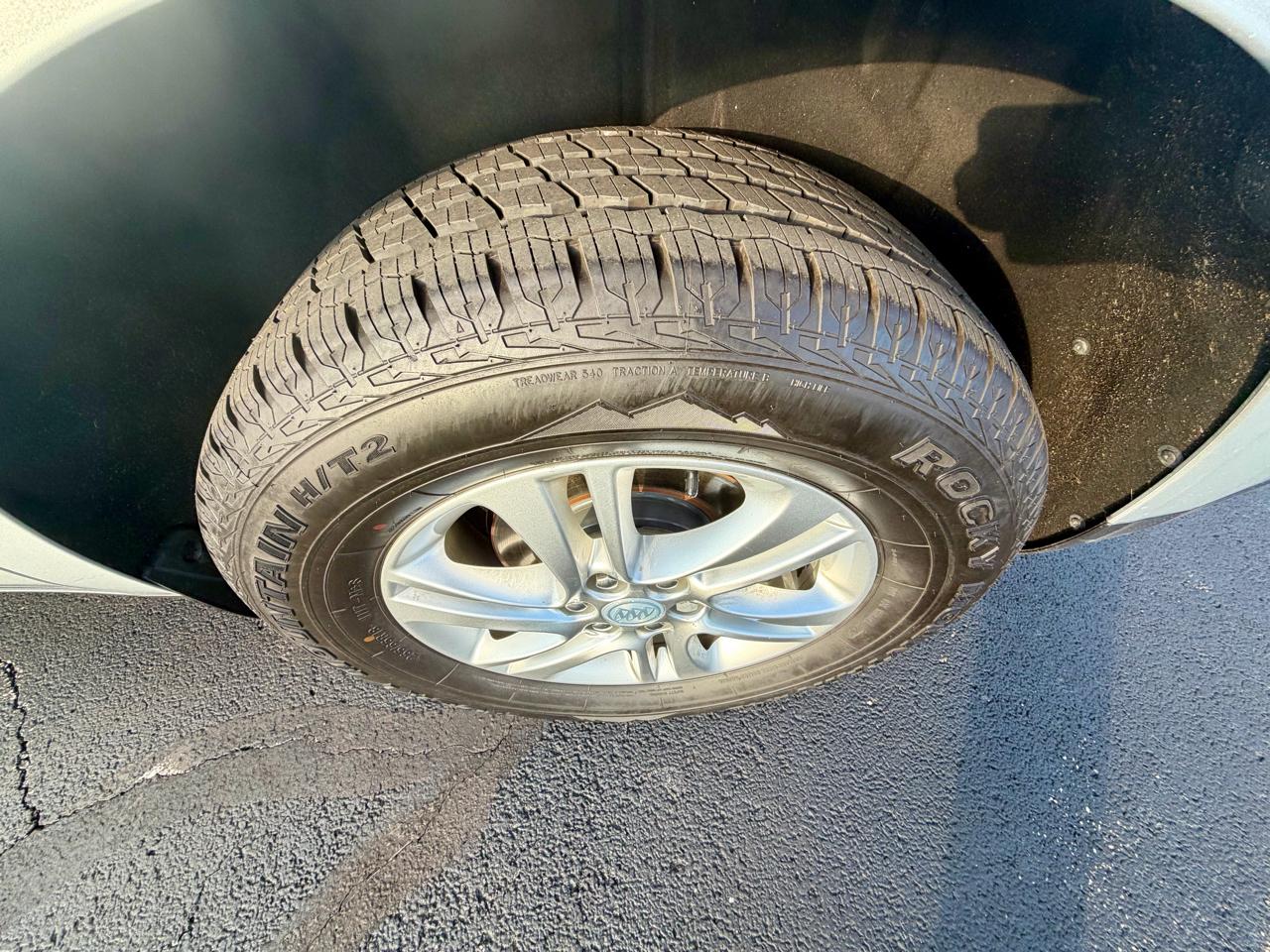 Buick Enclave AWD 4dr Essence 2019