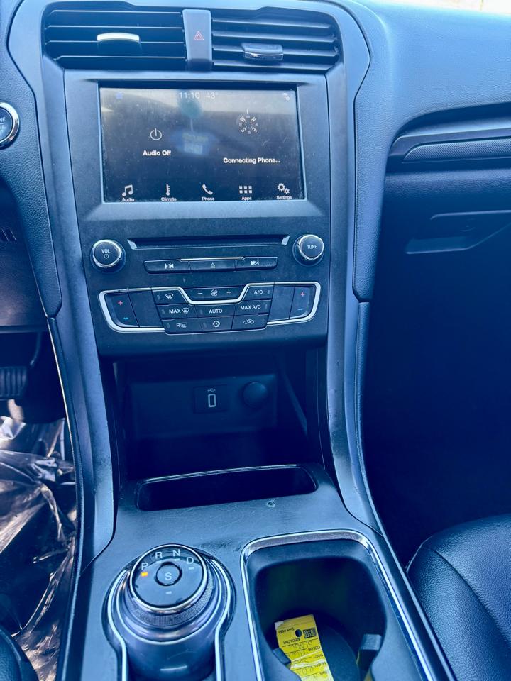 Ford Fusion SE FWD 2018