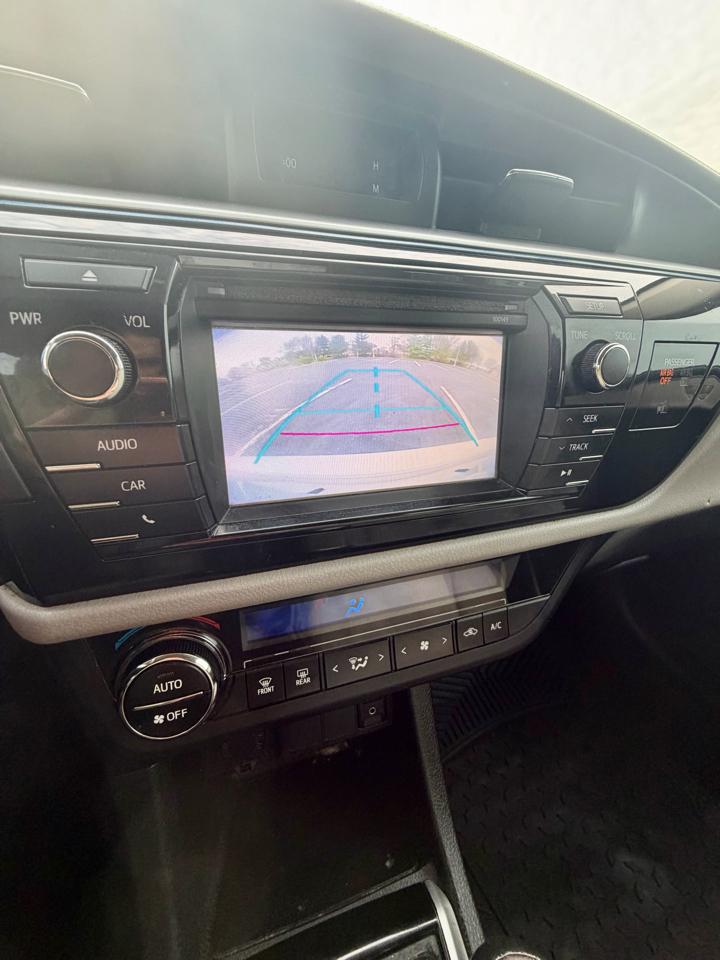 Toyota Corolla 4dr Sdn CVT LE Premium (Natl) 2014