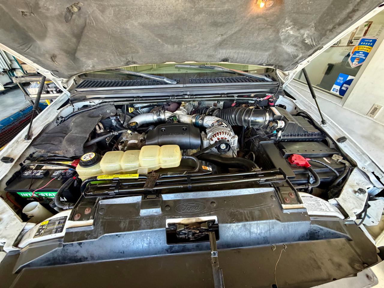 Ford Super Duty F-350 SRW Supercab 142" Lariat 4WD 2002