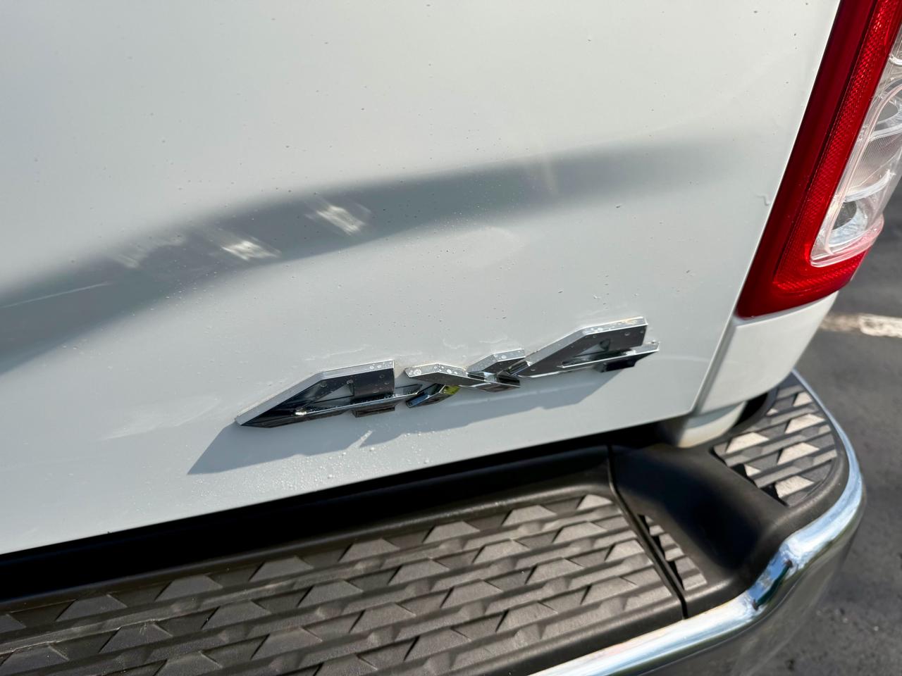 RAM 3500 Big Horn 4x4 Crew Cab 8' Box 2022