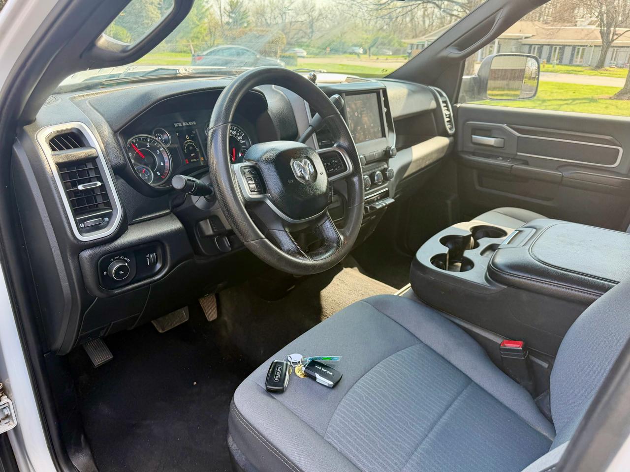 RAM 3500 Big Horn 4x4 Crew Cab 8' Box 2022