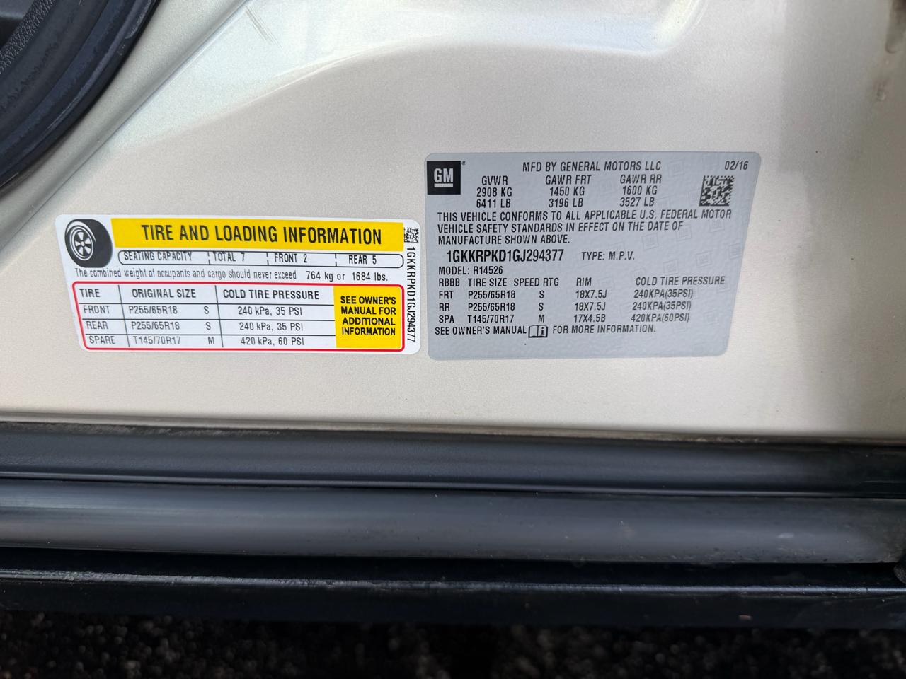 GMC Acadia FWD 4dr SLE w/SLE-2 2016