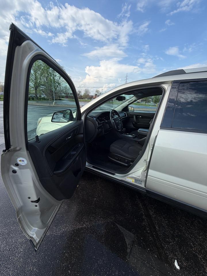 GMC Acadia FWD 4dr SLE w/SLE-2 2016