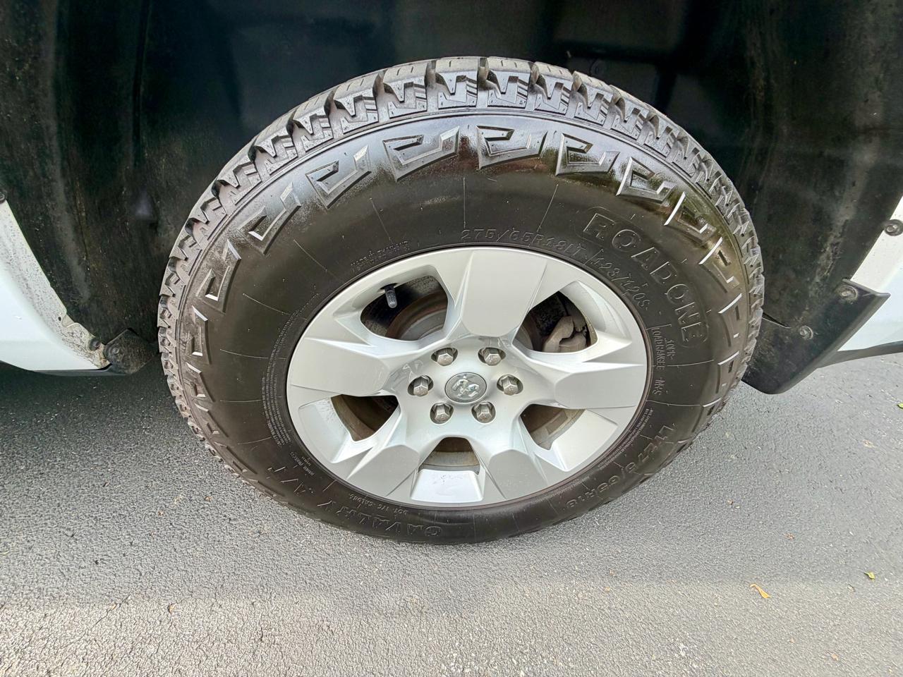 RAM 1500 Big Horn 4x4 Crew Cab 5'7" Box 2021