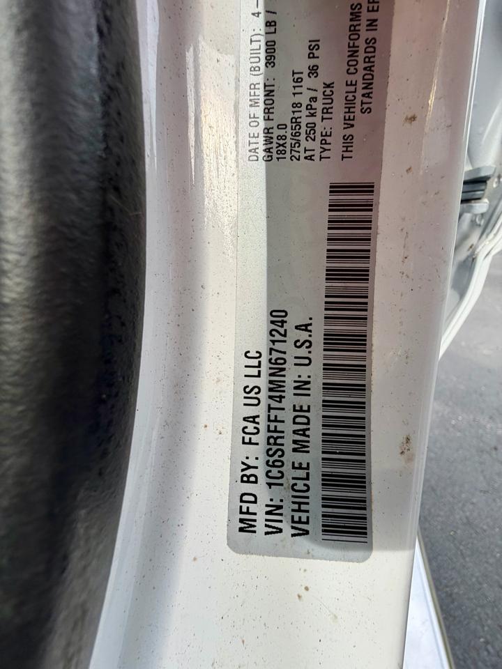 RAM 1500 Big Horn 4x4 Crew Cab 5'7" Box 2021