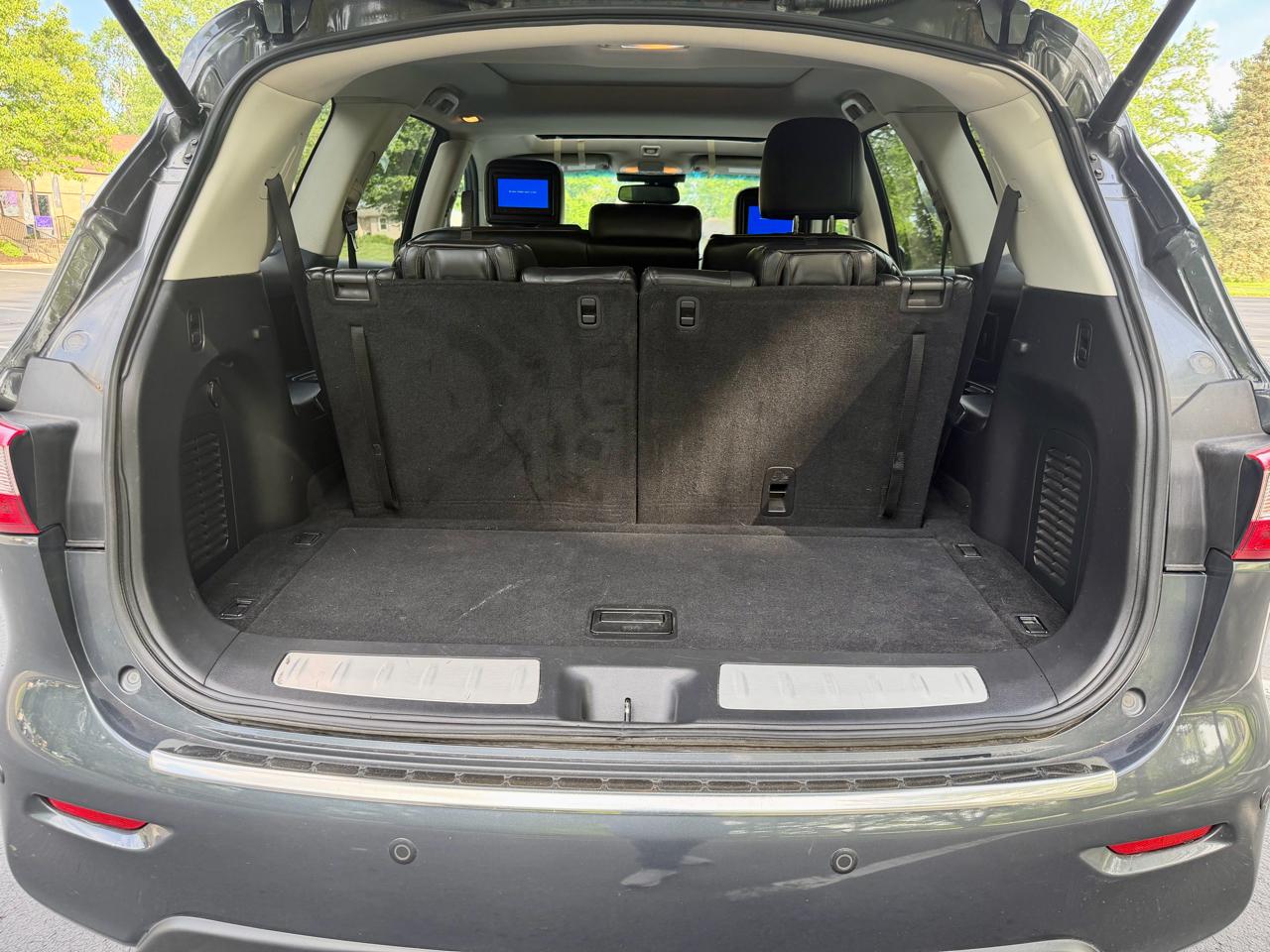 Infiniti JX35 AWD 4dr 2013