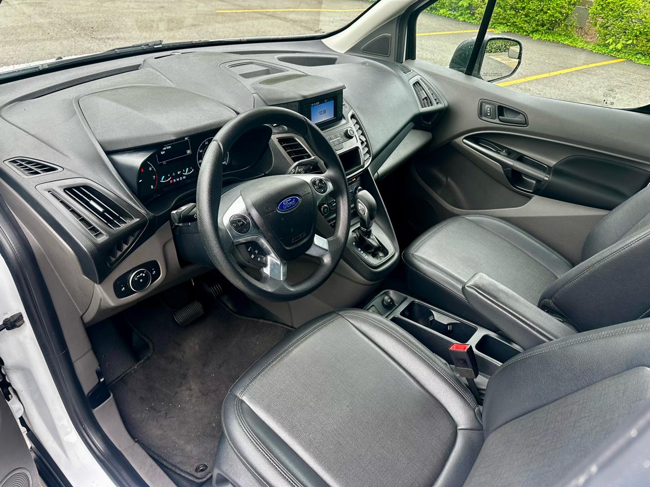 Ford Transit Connect Van XL LWB w/Rear Symmetrical Doors 2022