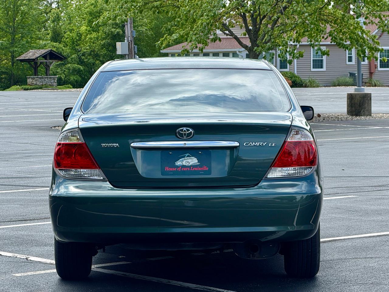 Toyota Camry 4dr Sedan LE 2006