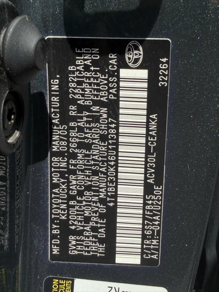 Toyota Camry 4dr Sedan LE 2006