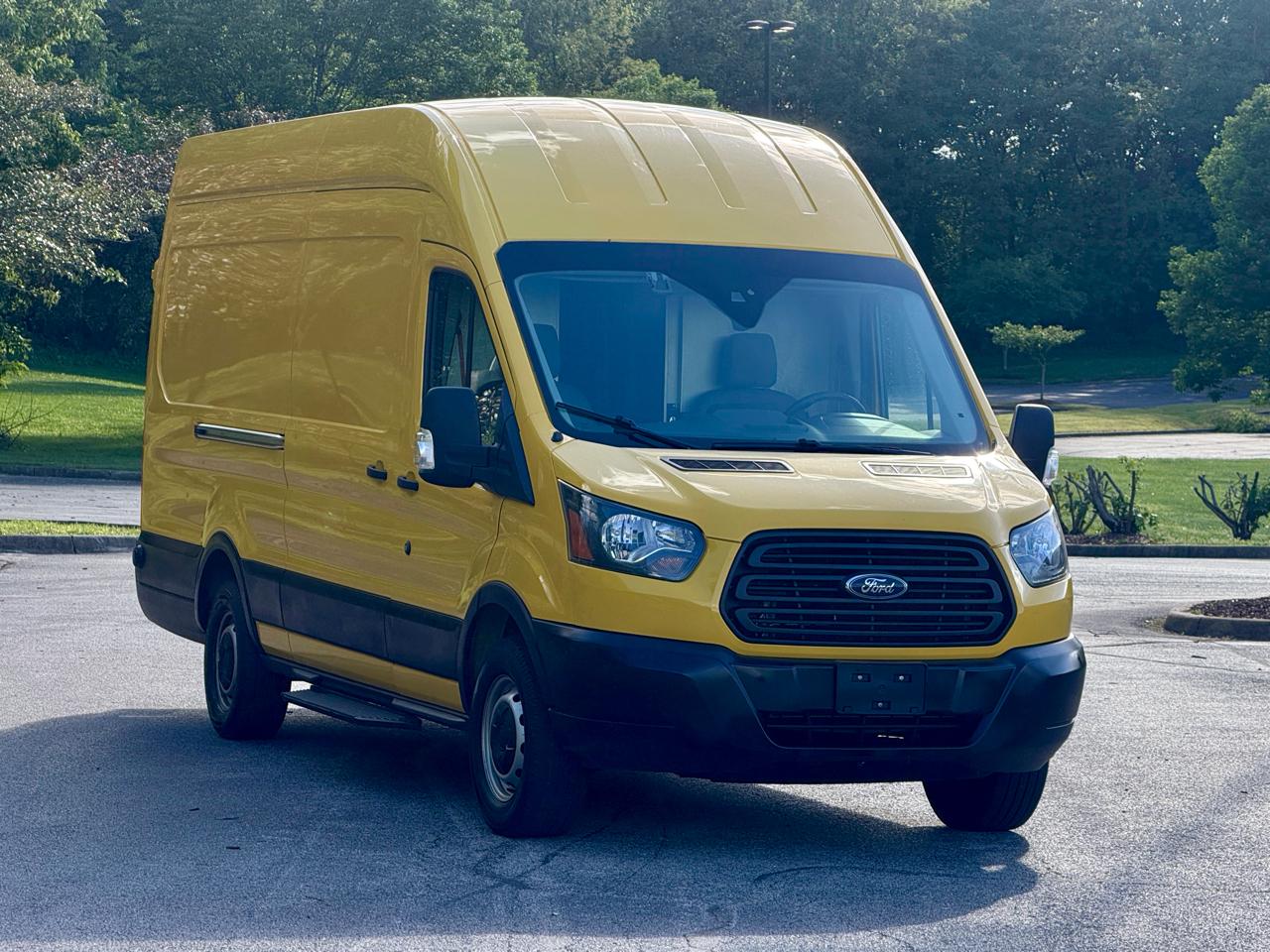 Ford Transit Van T-250 148" EL Hi Rf 9000 GVWR Sliding RH Dr 2019