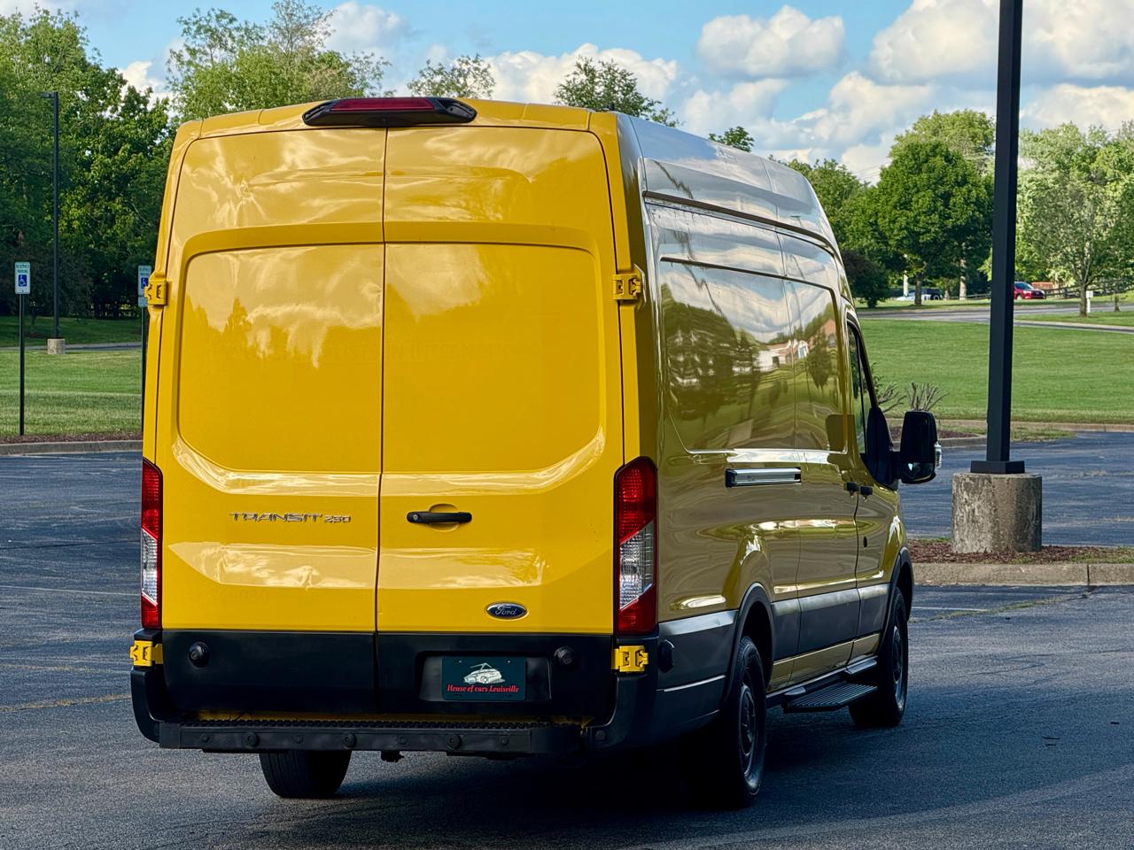 Ford Transit Van T-250 148" EL Hi Rf 9000 GVWR Sliding RH Dr 2019