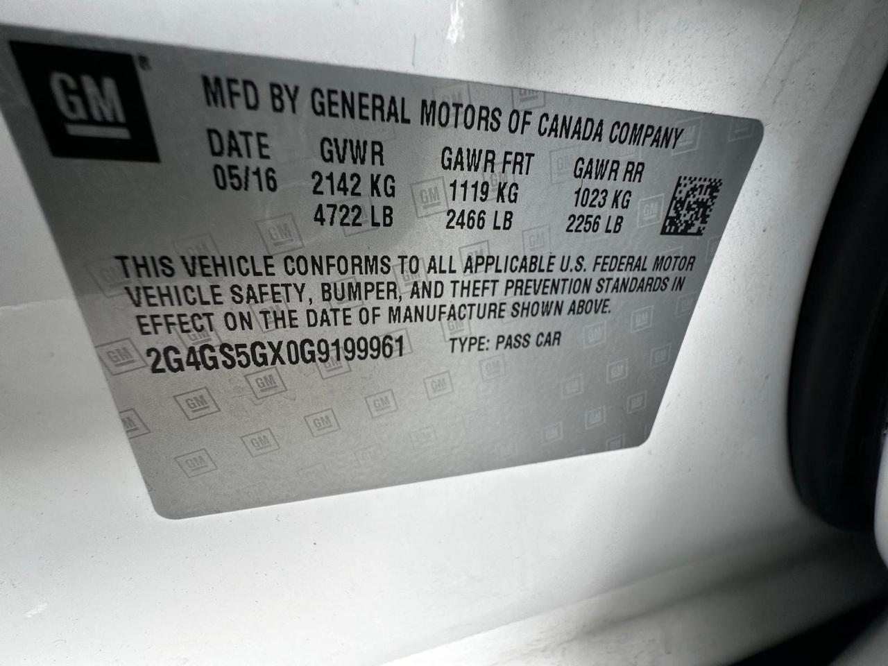 Buick Regal 4dr Sdn Premium II FWD 2016