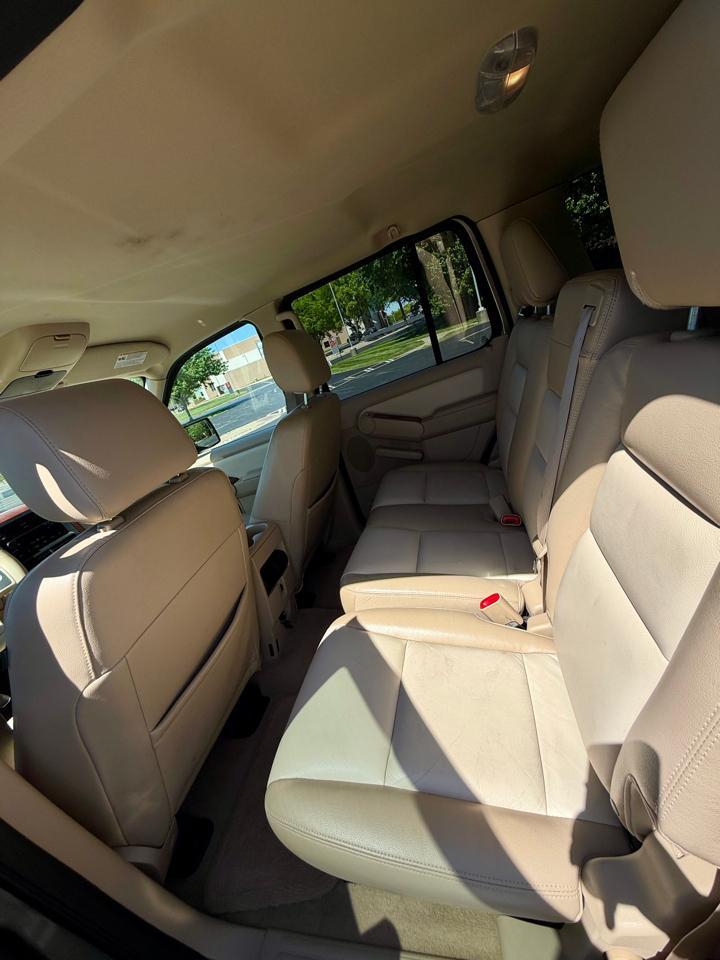 Ford Explorer 4dr 114" WB 4.0L Eddie Bauer 4WD 2006