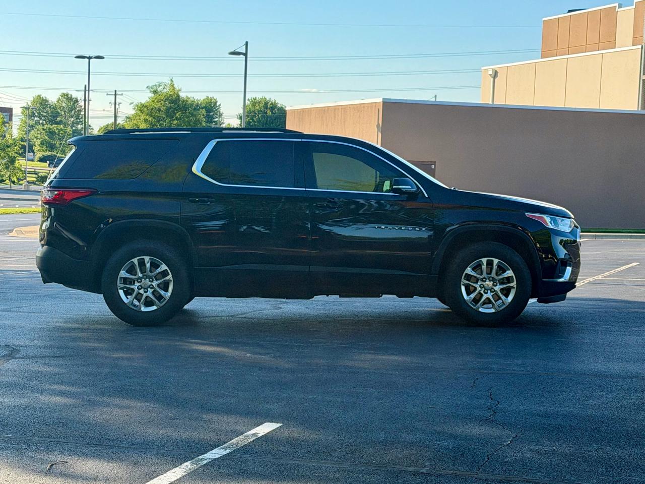Chevrolet Traverse FWD 4dr LT Cloth w/1LT 2021