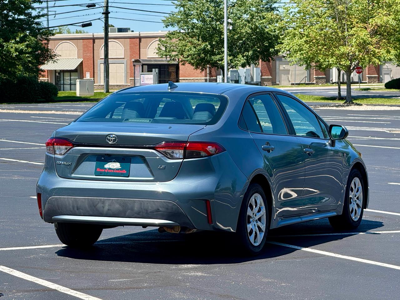 Toyota Corolla 4dr Sdn LE Auto 2021