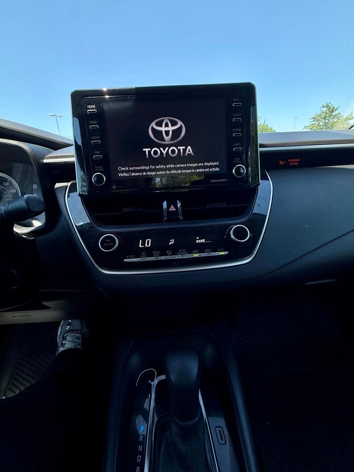 Toyota Corolla 4dr Sdn LE Auto 2021