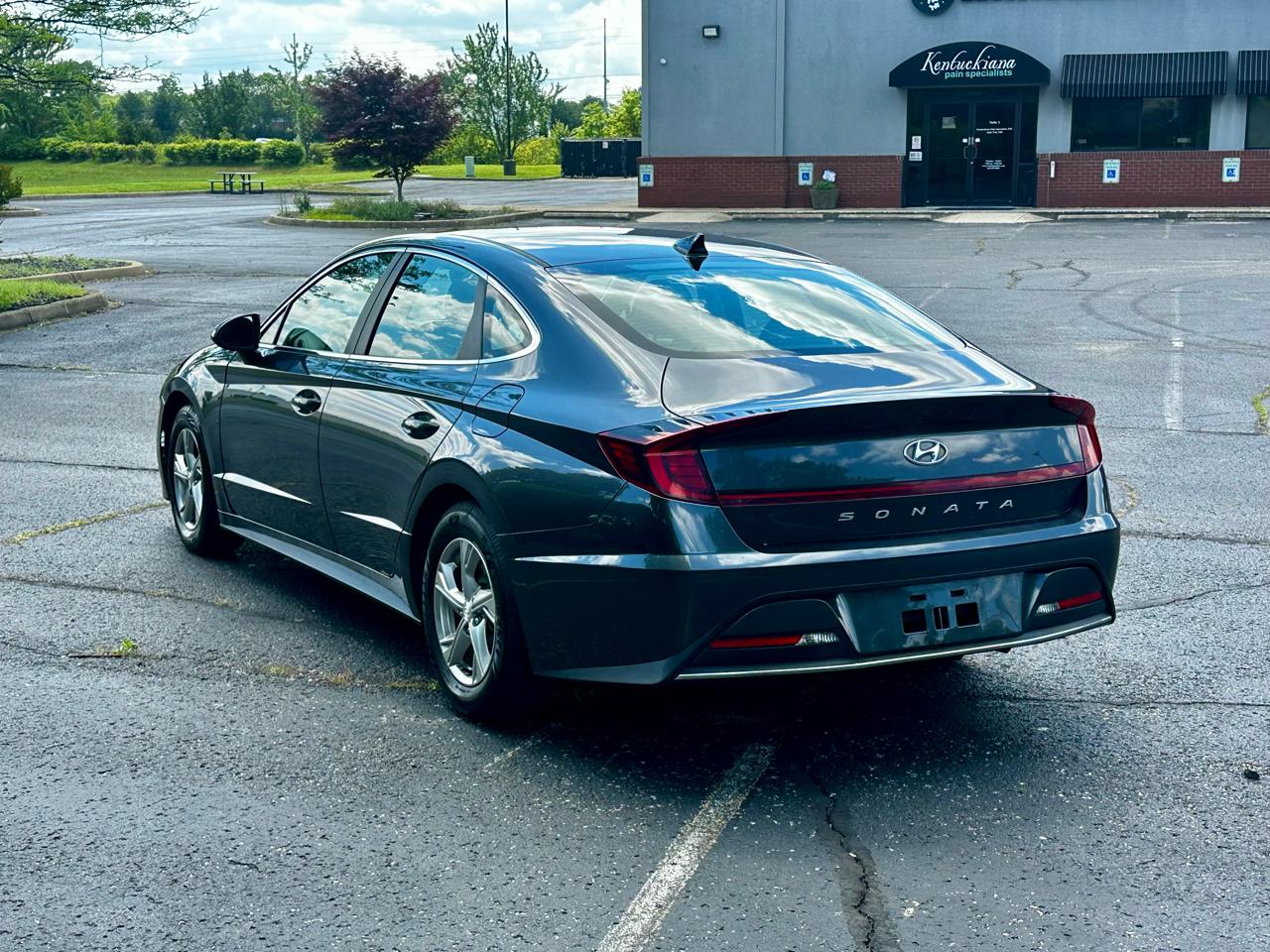 Hyundai Sonata SE 2.5L 2021