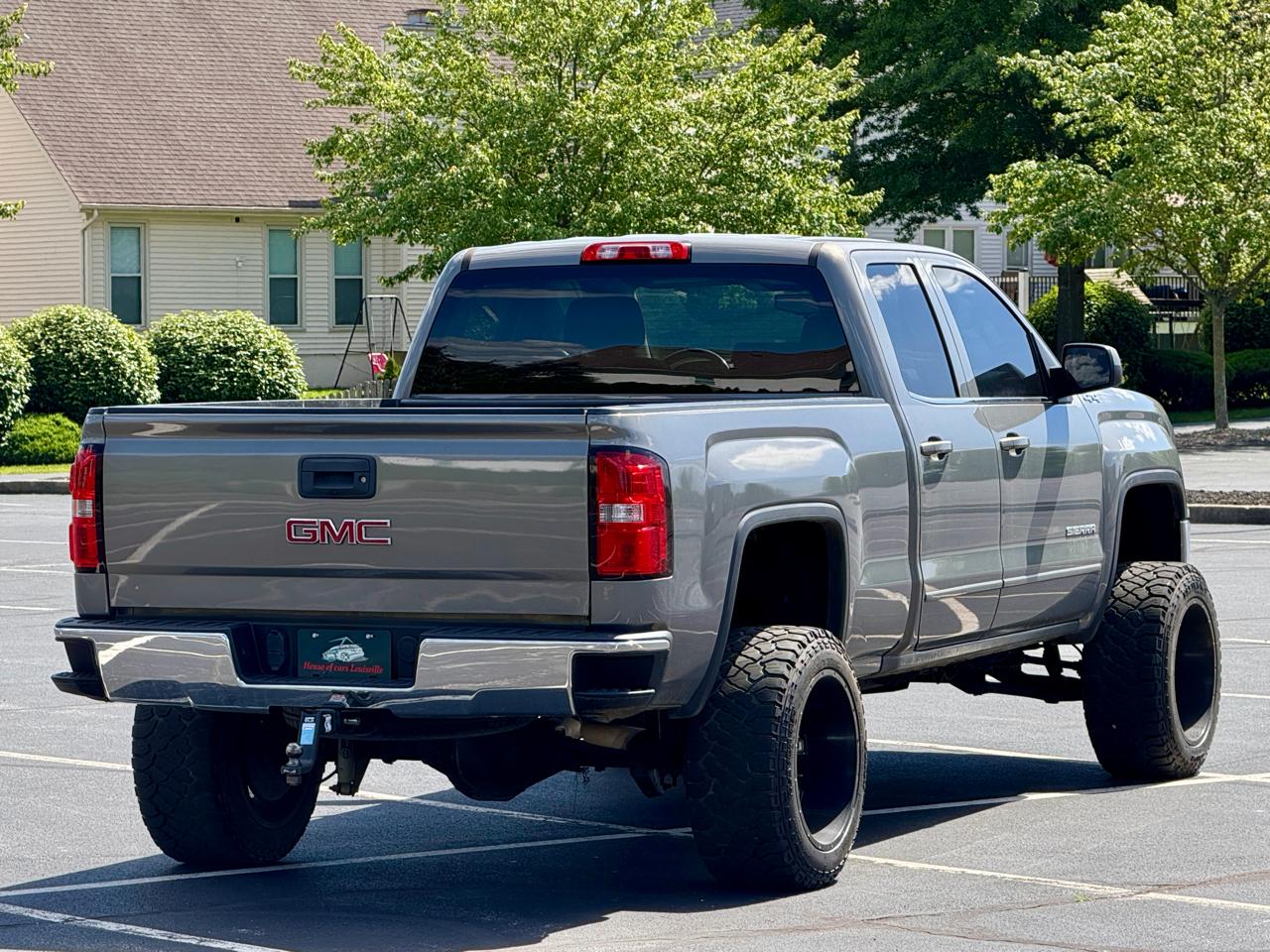 GMC Sierra 1500 4WD Double Cab 143.5" SLE 2017