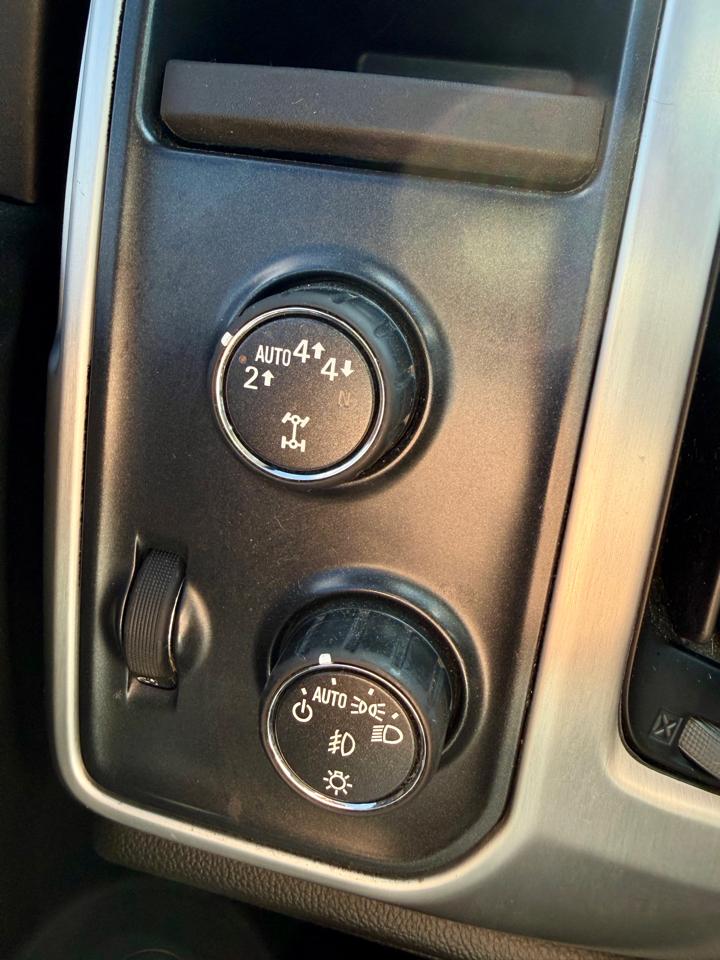 GMC Sierra 1500 4WD Double Cab 143.5" SLE 2017