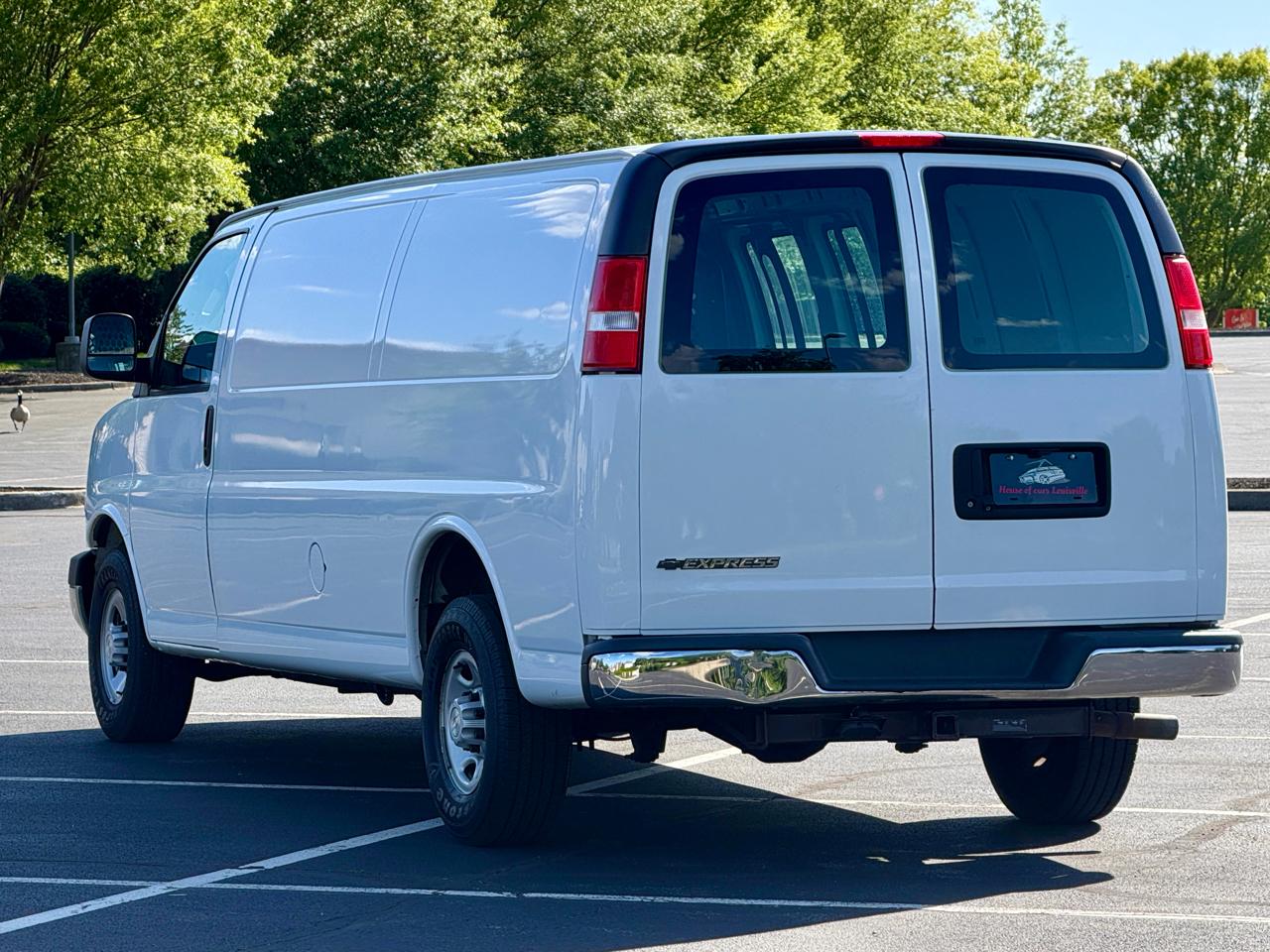 Chevrolet Express Cargo Van RWD 2500 155" 2018