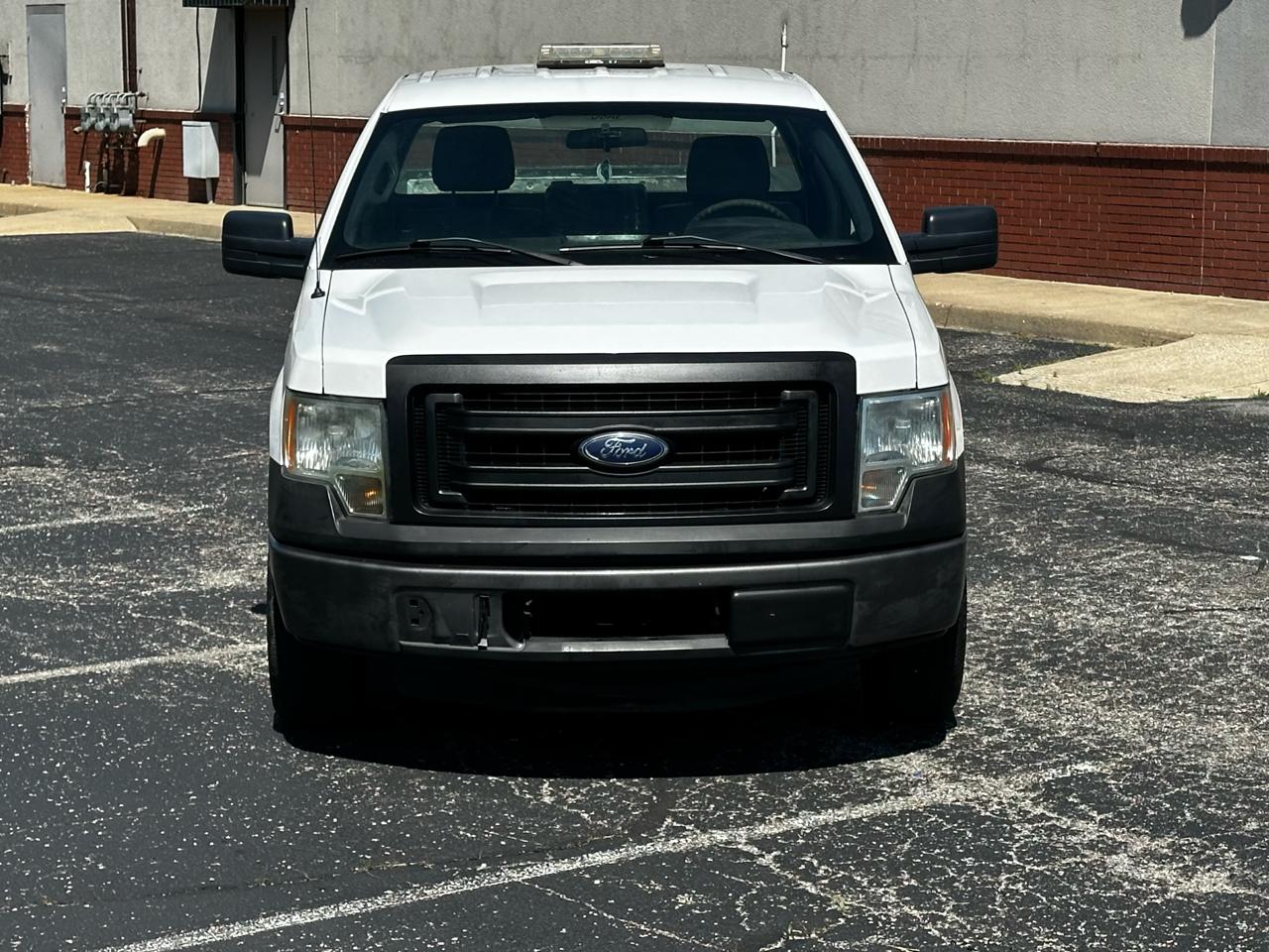 Ford F-150 2WD Reg Cab 126" XLT 2013