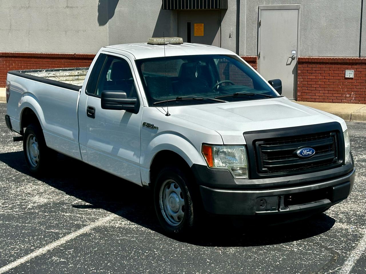 Ford F-150 2WD Reg Cab 126" XLT 2013