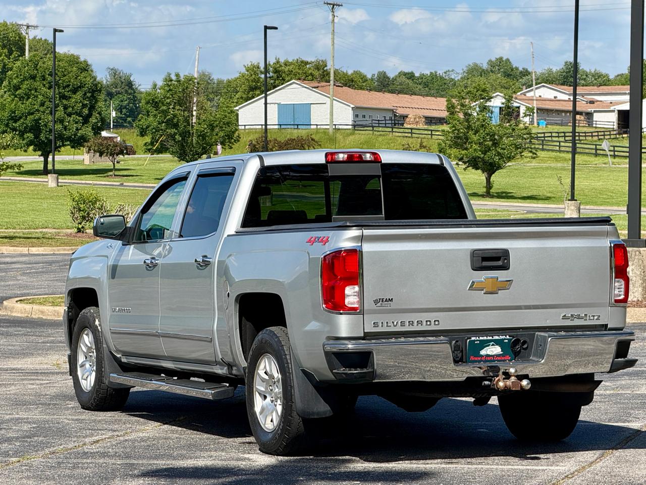 Chevrolet Silverado 1500 4WD Crew Cab 143.5" LTZ w/1LZ 2018