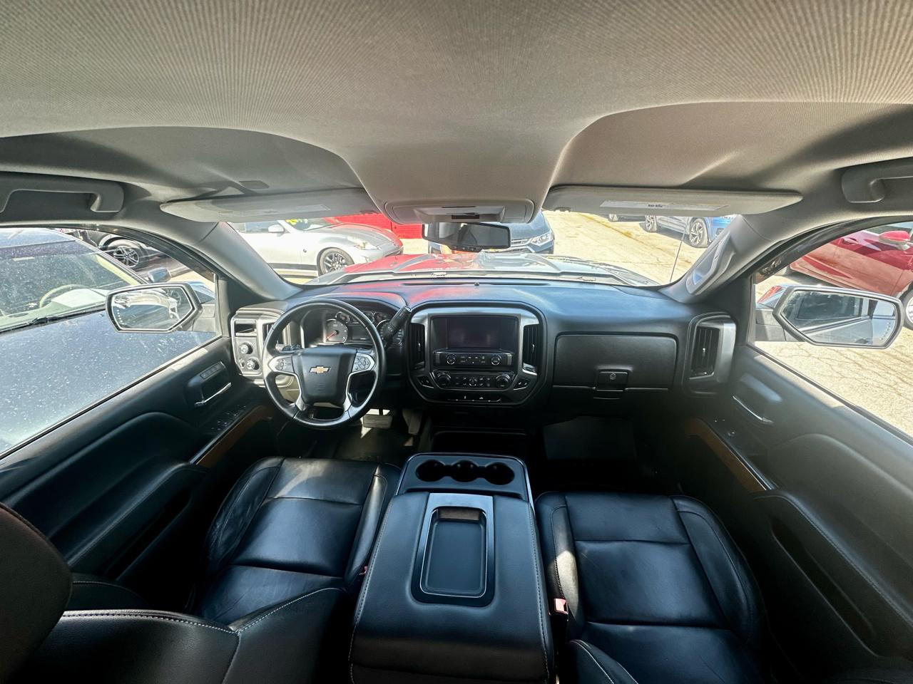 Chevrolet Silverado 1500 4WD Crew Cab 143.5" LTZ w/1LZ 2018