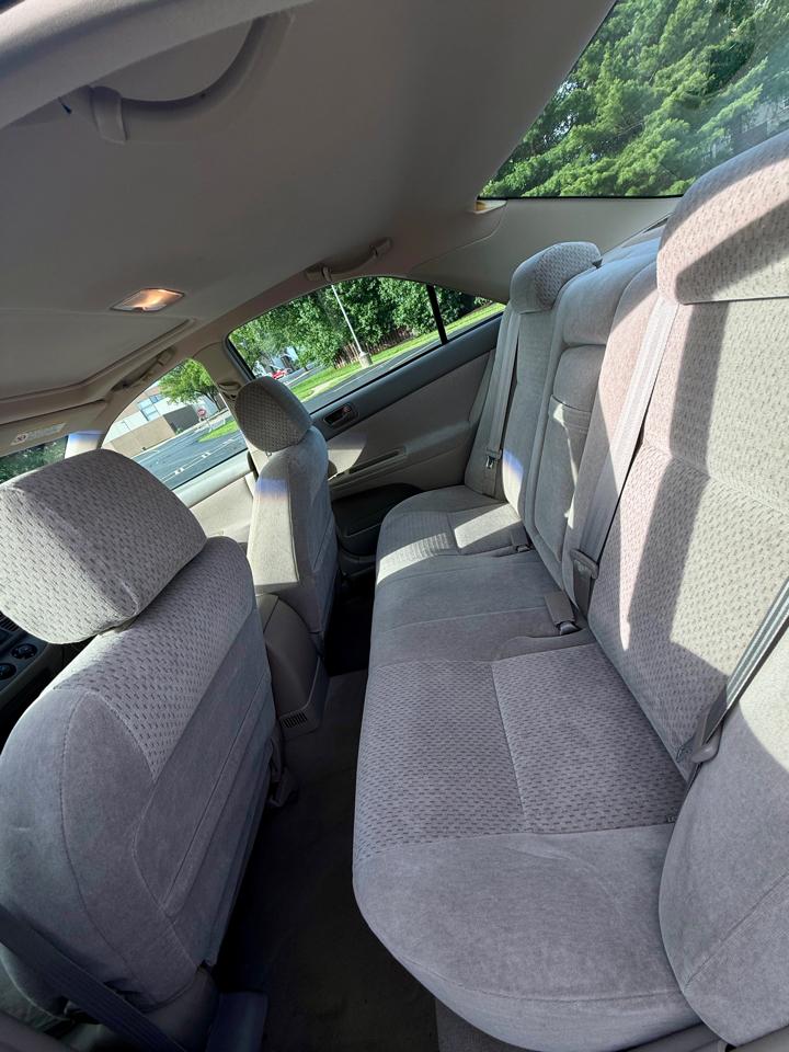 Toyota Camry 4dr Sdn LE Auto 2003