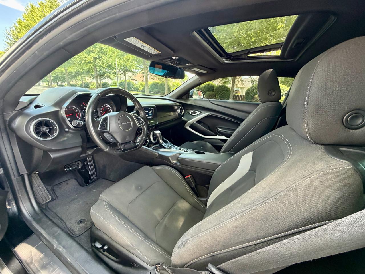 Chevrolet Camaro 2dr Cpe 1LT 2018