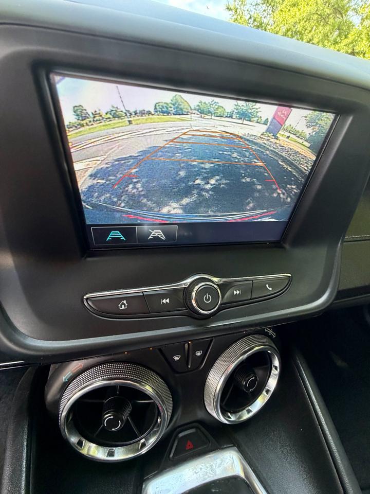 Chevrolet Camaro 2dr Cpe 1LT 2018