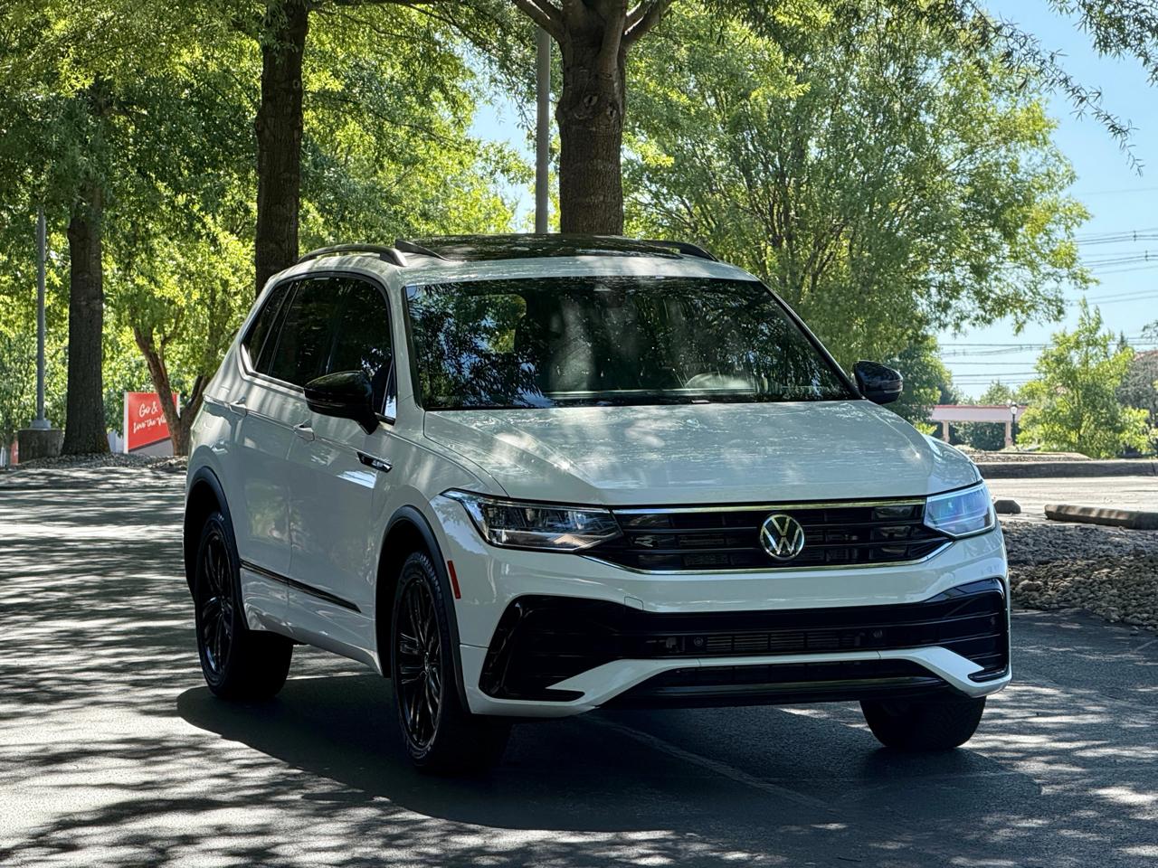 Volkswagen Tiguan 2.0T SE R-Line Black 4MOTION 2022