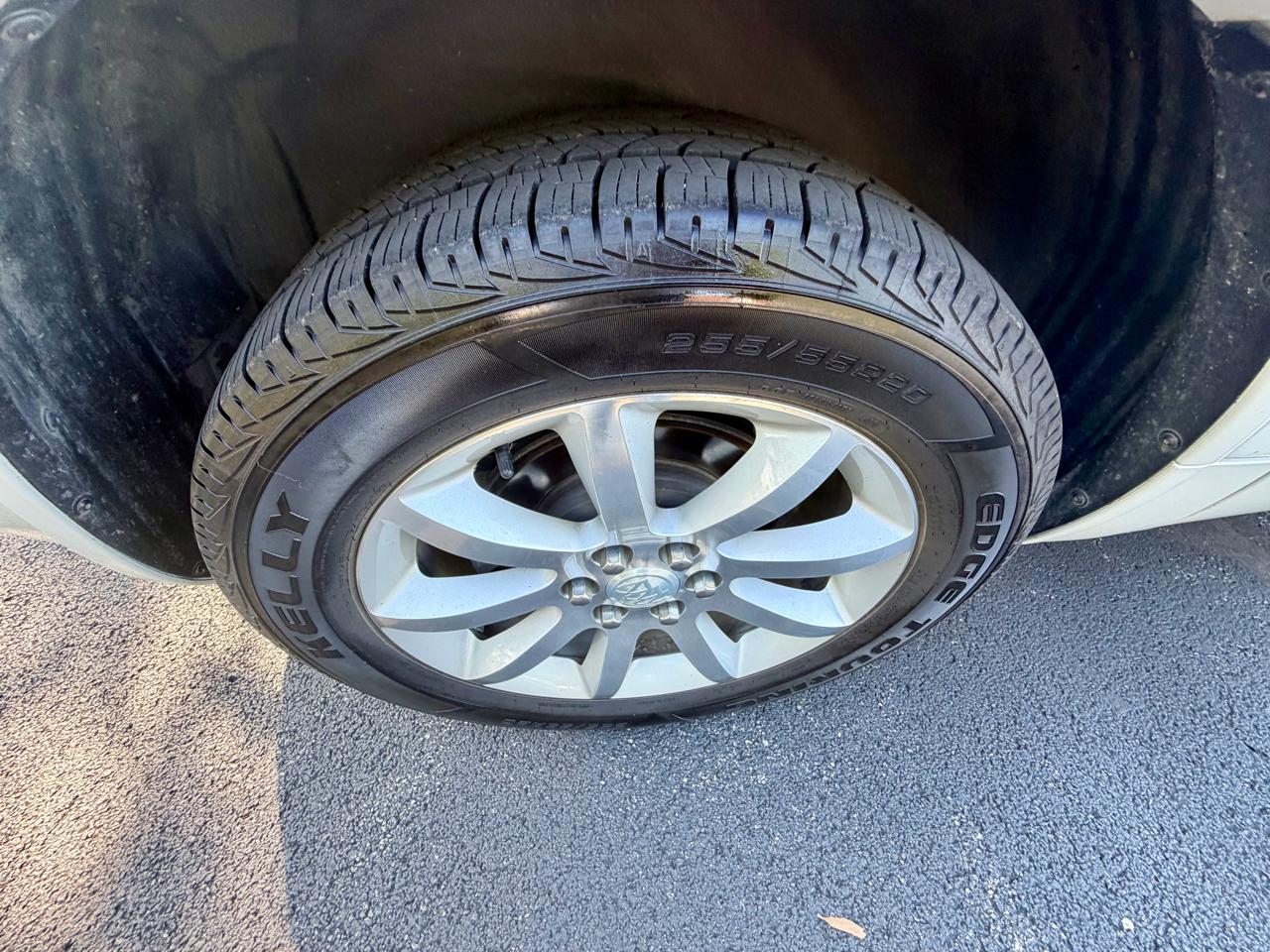 Buick Enclave FWD 4dr Premium 2016