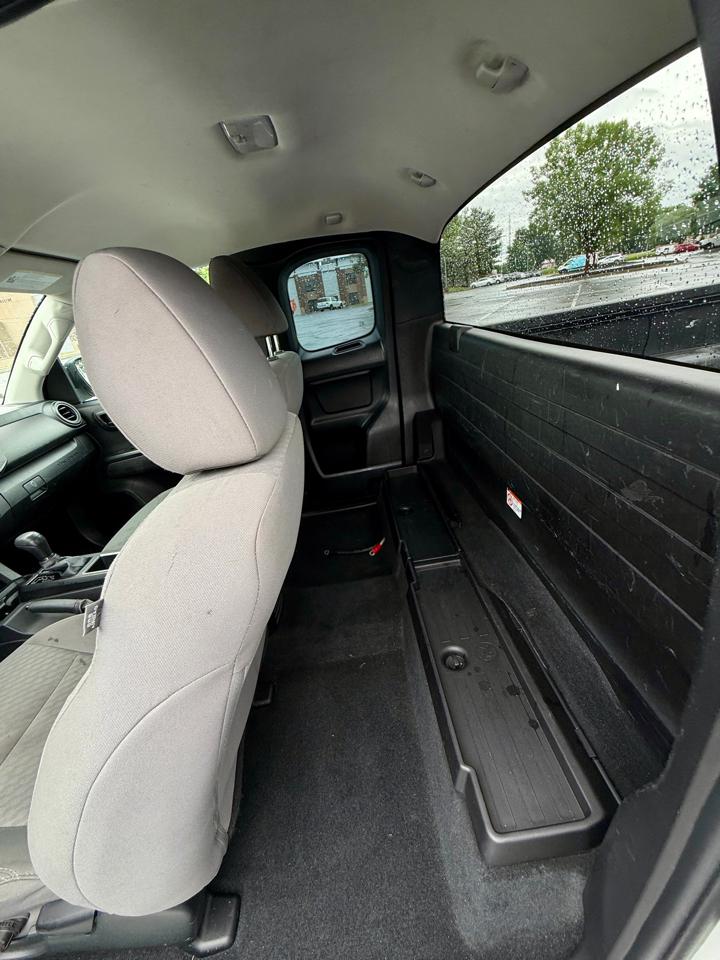 Toyota Tacoma 4WD SR5 Access Cab 6' Bed I4 AT (Natl) 2022