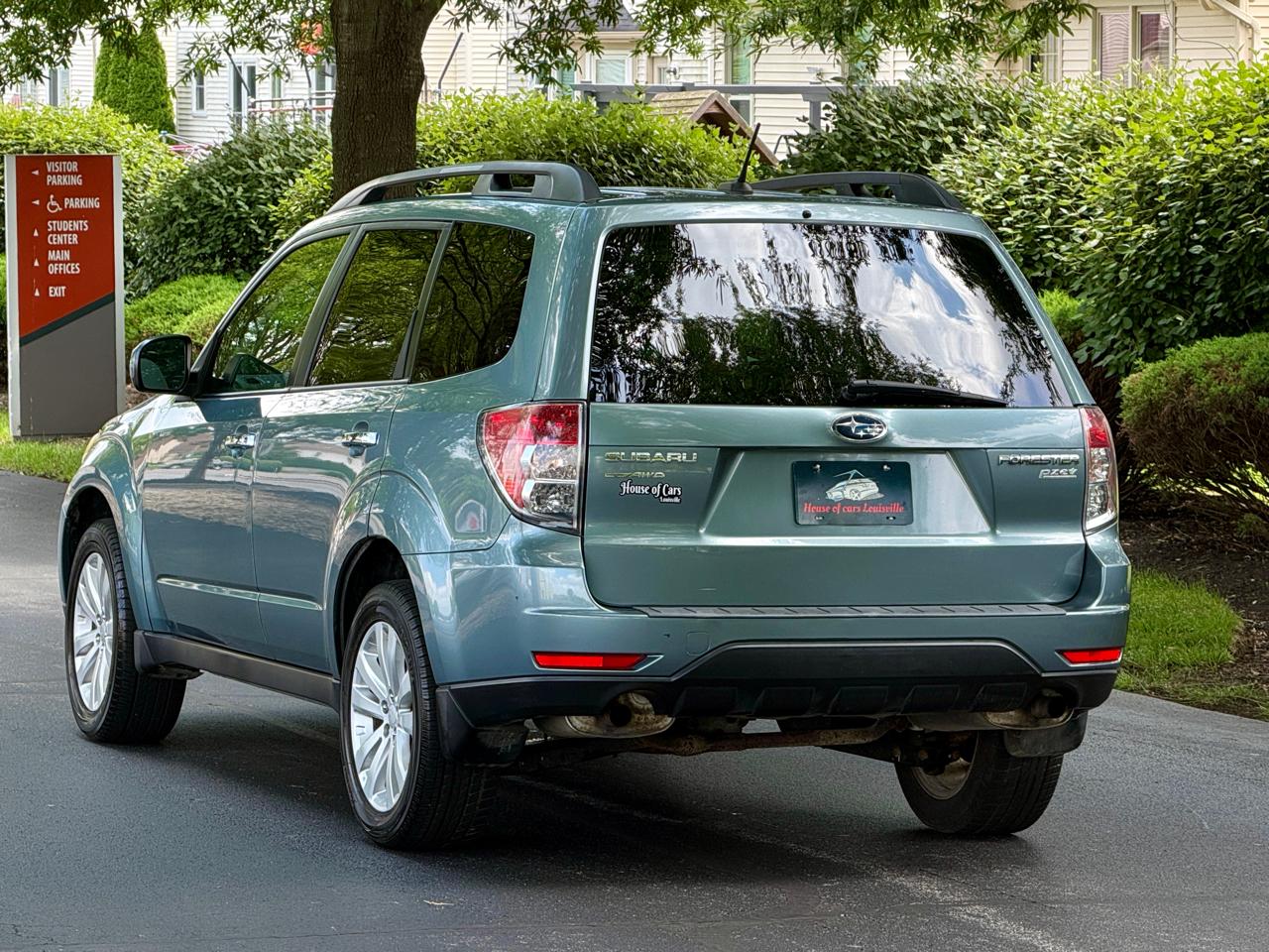 Subaru Forester 4dr Auto 2.5X Premium 2013