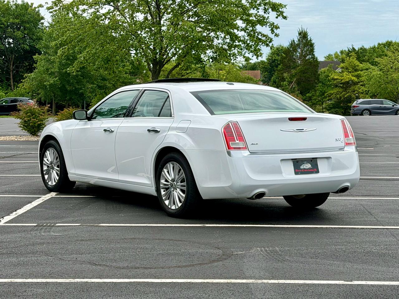 Chrysler 300 4dr Sdn Luxury Series AWD *Ltd Avail* 2013