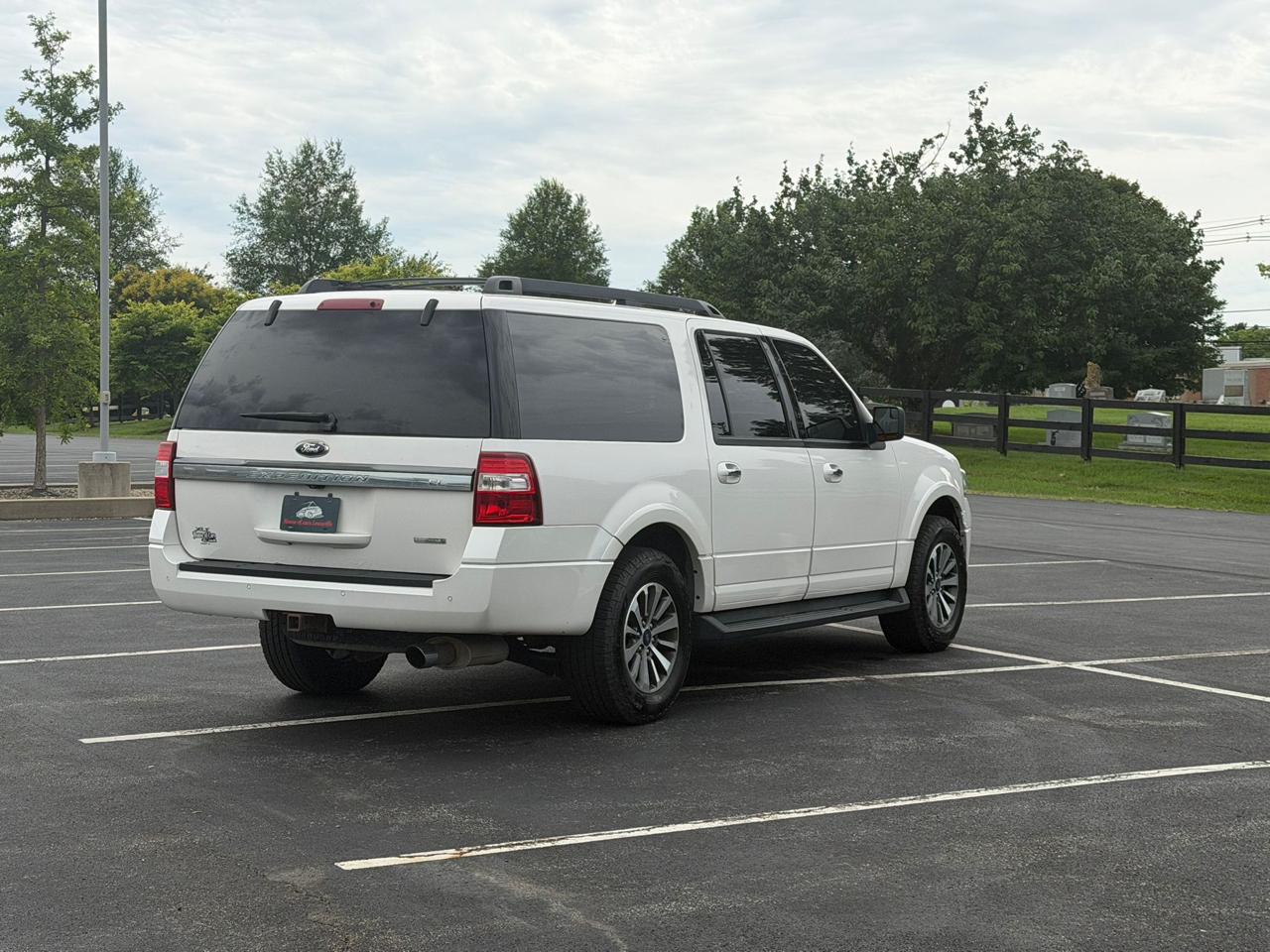Ford Expedition EL 4WD 4dr King Ranch 2015