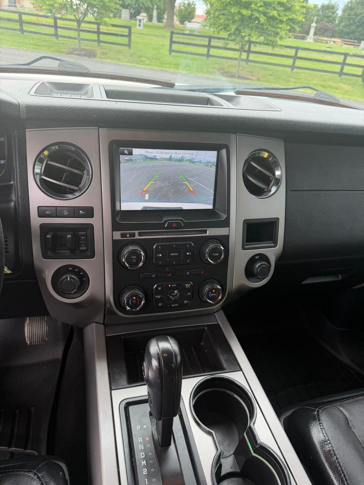 Ford Expedition EL 4WD 4dr King Ranch 2015