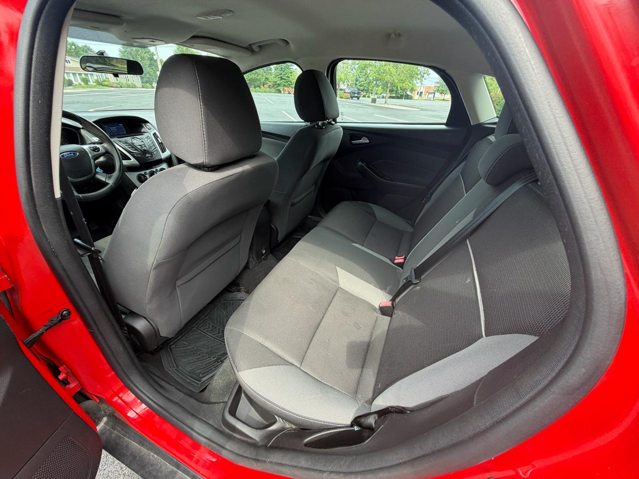 Ford Focus 5dr HB SE 2014