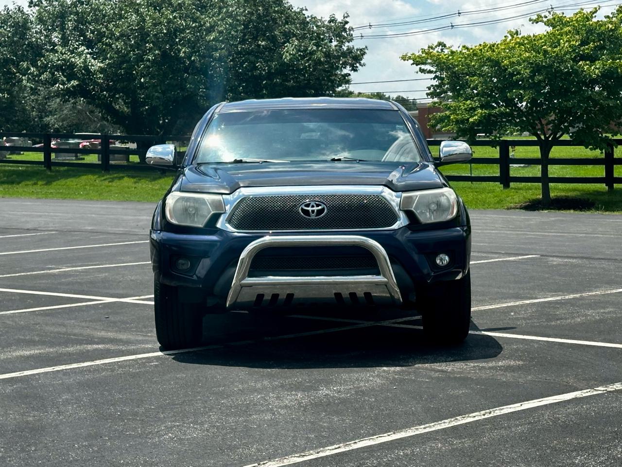 Toyota Tacoma 2WD Double Cab I4 AT PreRunner (Natl) 2013