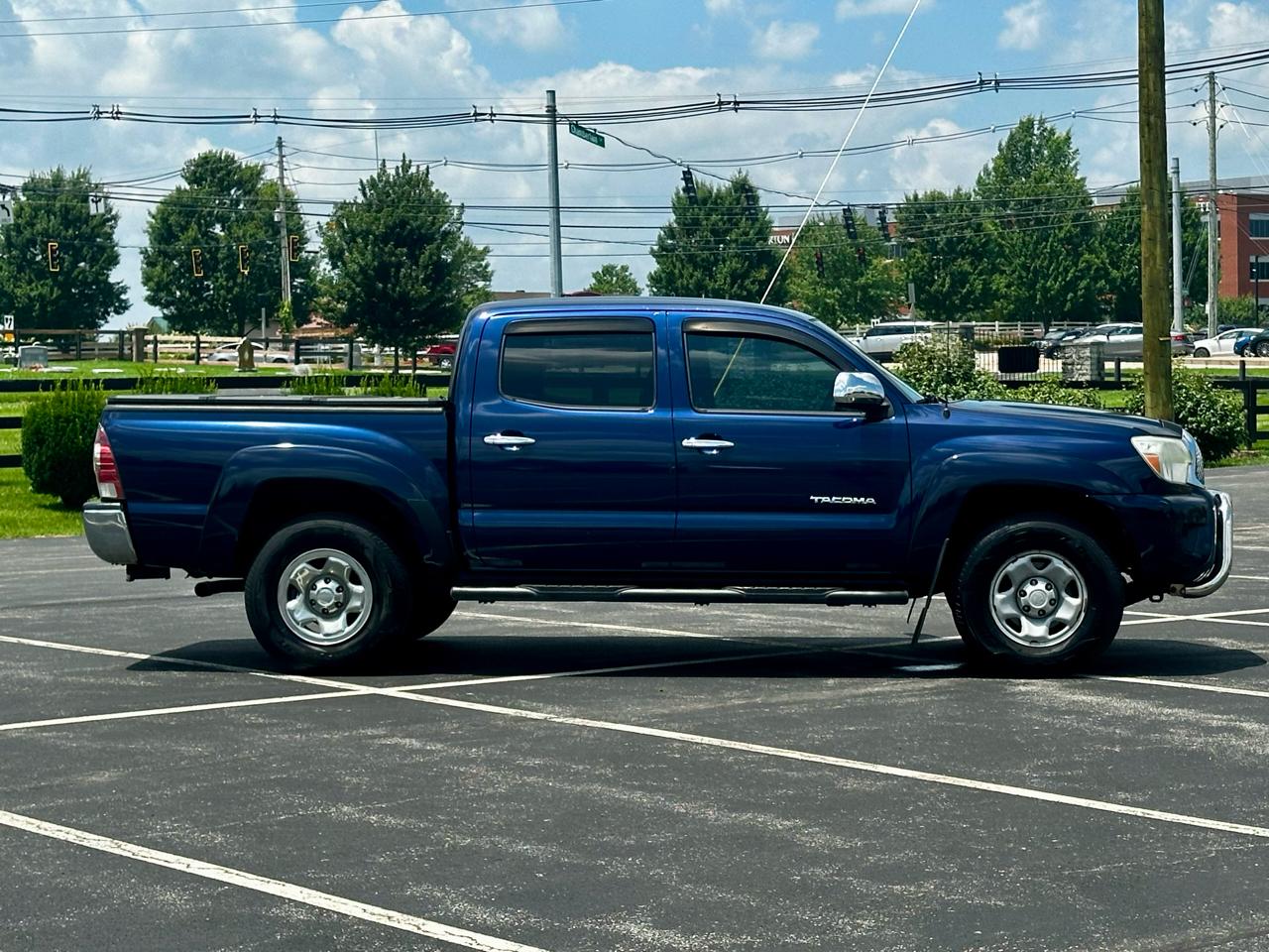 Toyota Tacoma 2WD Double Cab I4 AT PreRunner (Natl) 2013