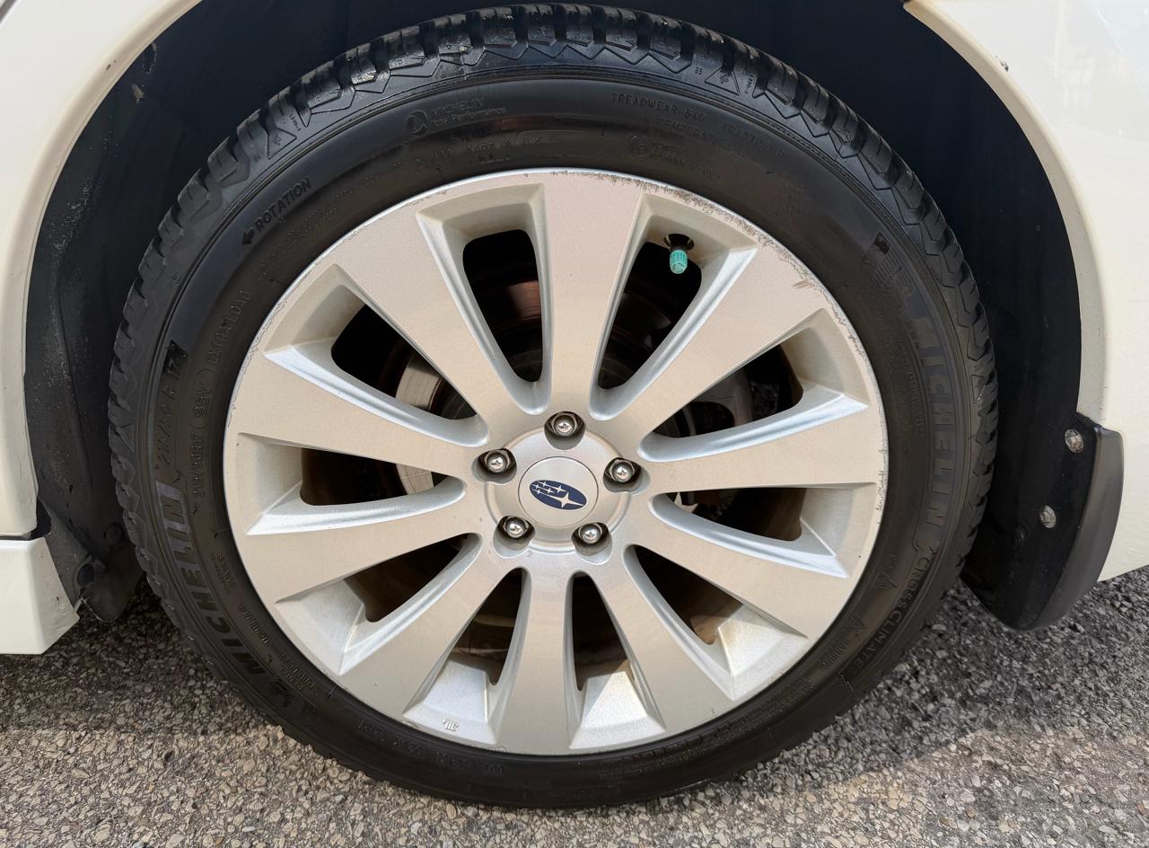 Subaru Legacy 4dr Sdn H4 Auto 2.5i Ltd Pwr Moon 2011