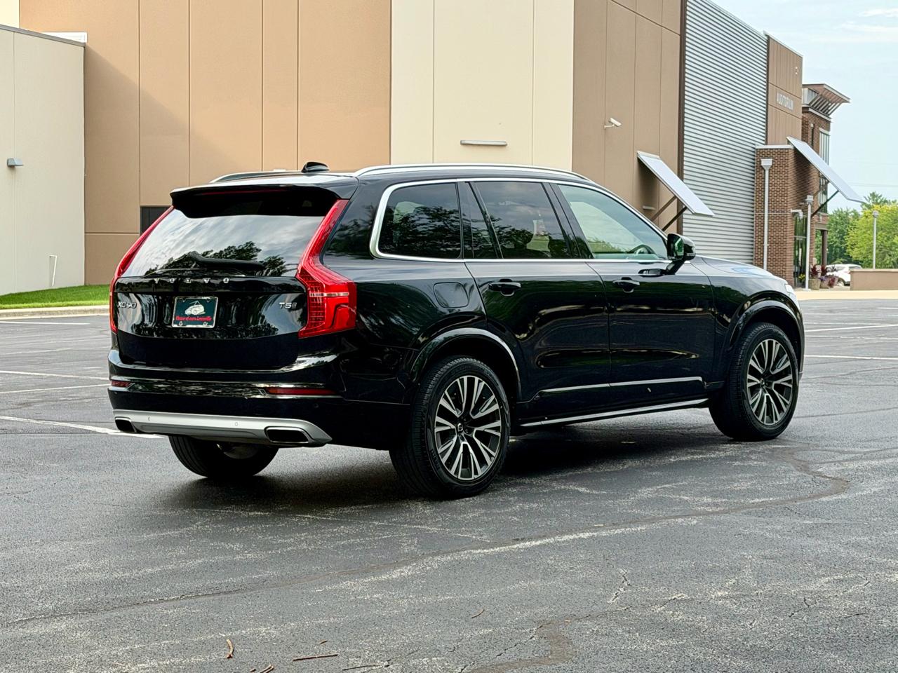 Volvo XC90 T5 AWD Momentum 7 Passenger 2020