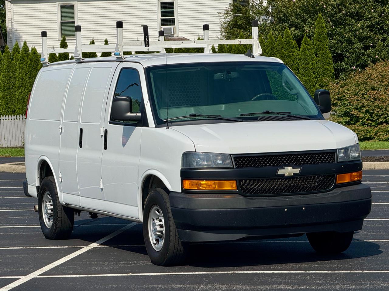 Chevrolet Express Cargo Van RWD 2500 135" 2019