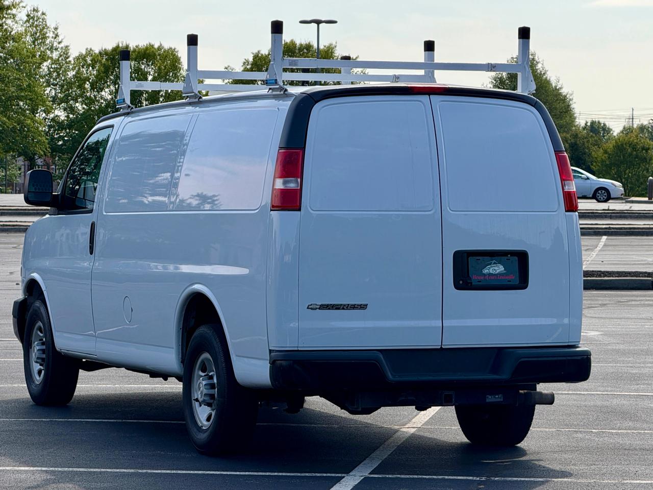 Chevrolet Express Cargo Van RWD 2500 135" 2019