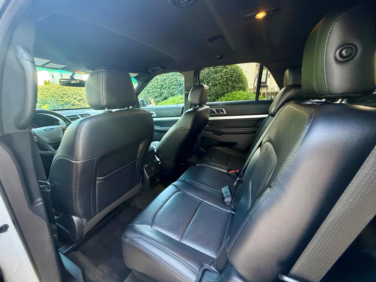 Ford Explorer FWD 4dr XLT 2016