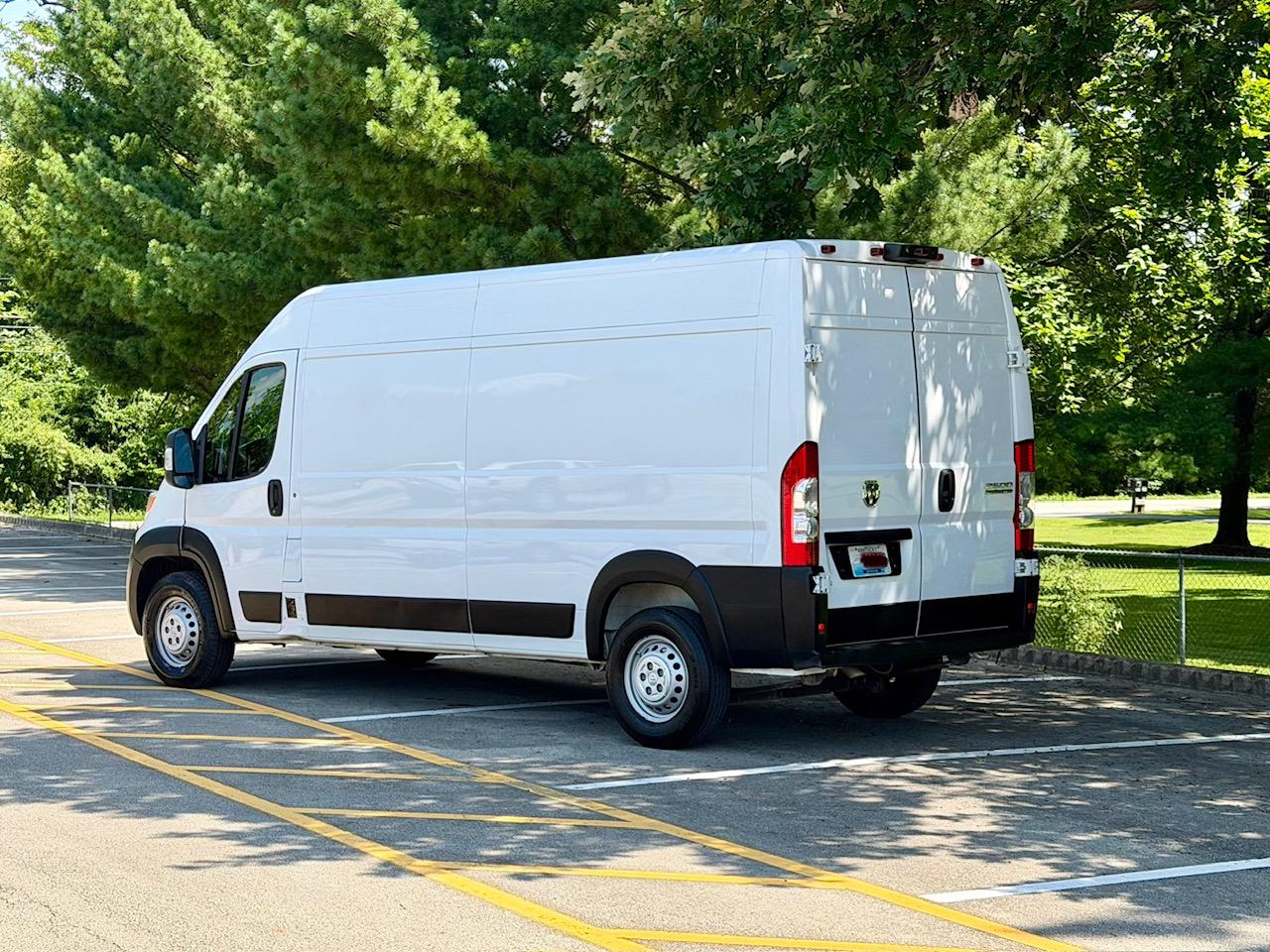 RAM ProMaster Cargo Van Tradesman 2500 High Roof 159" WB w/Pass Seat 2024