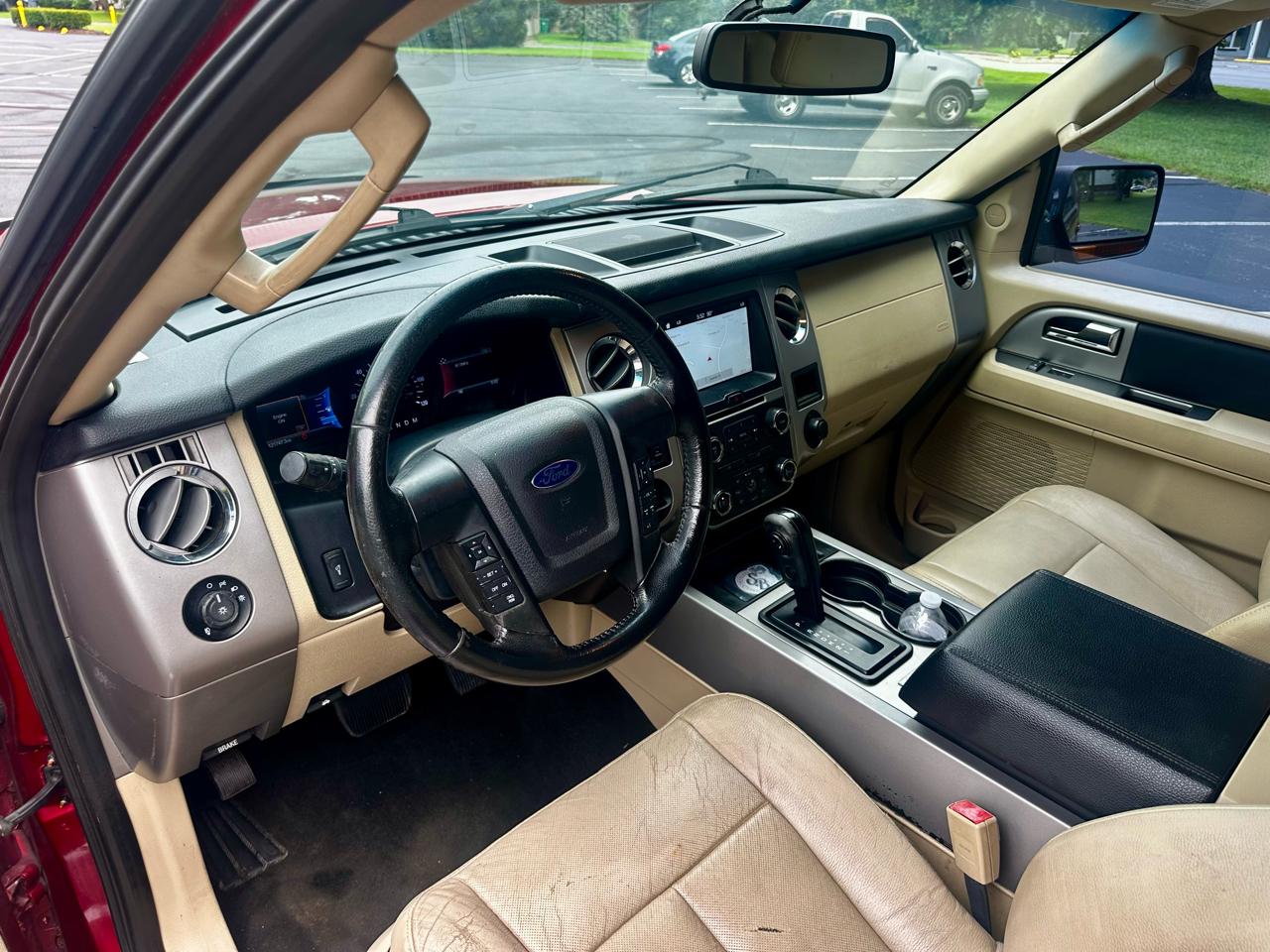 Ford Expedition 2WD 4dr King Ranch 2016