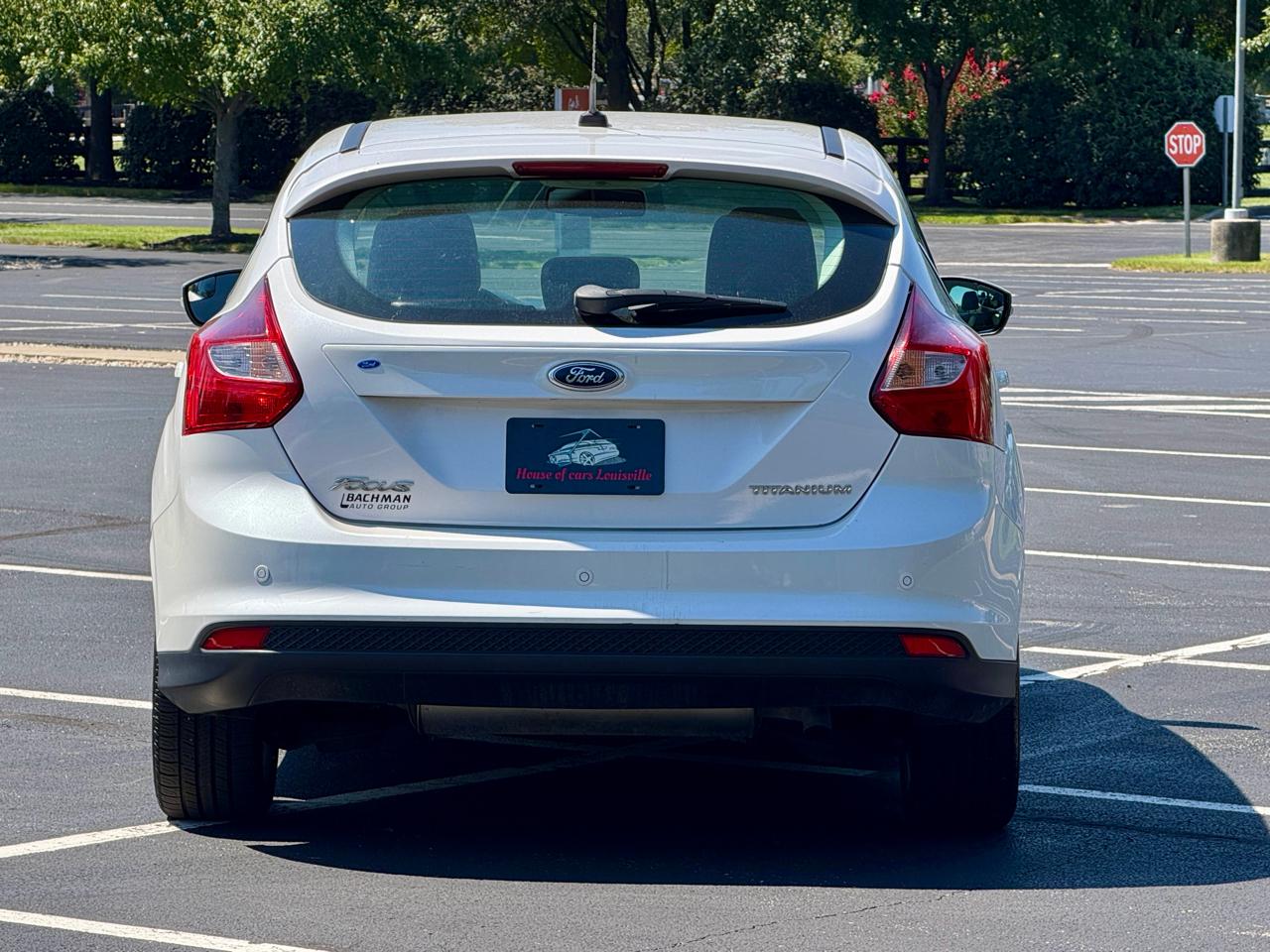 Ford Focus 5dr HB Titanium 2012
